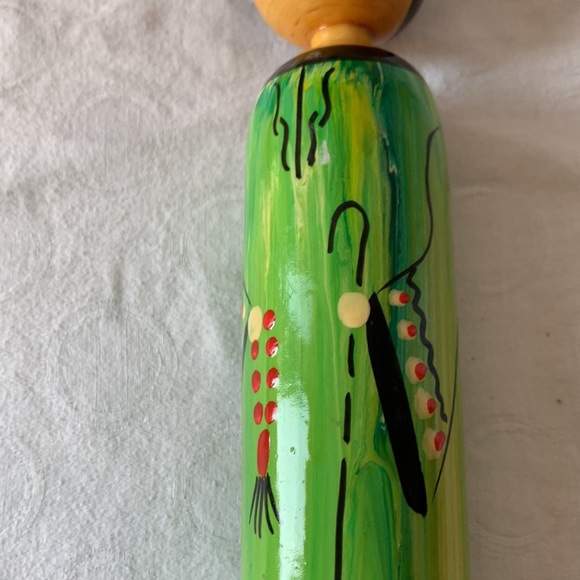 Vintage Hand Painted Wooden Spindle Doll - Picture 9 of 10